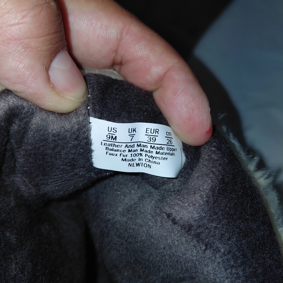 Khombu Black and Brown Winter Women's Boots with Faux Fur Sz 9 - Picture 8 of 9